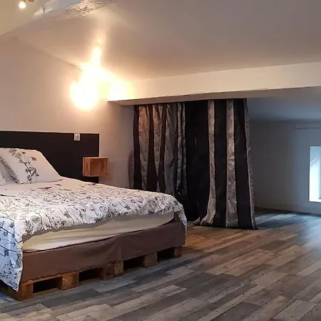 Avec Piscine Proche De Carcassonne Holiday home