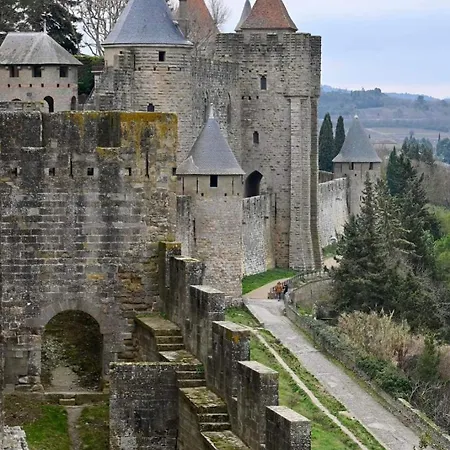 Avec Piscine Proche De Carcassonne Hébergement de vacances *